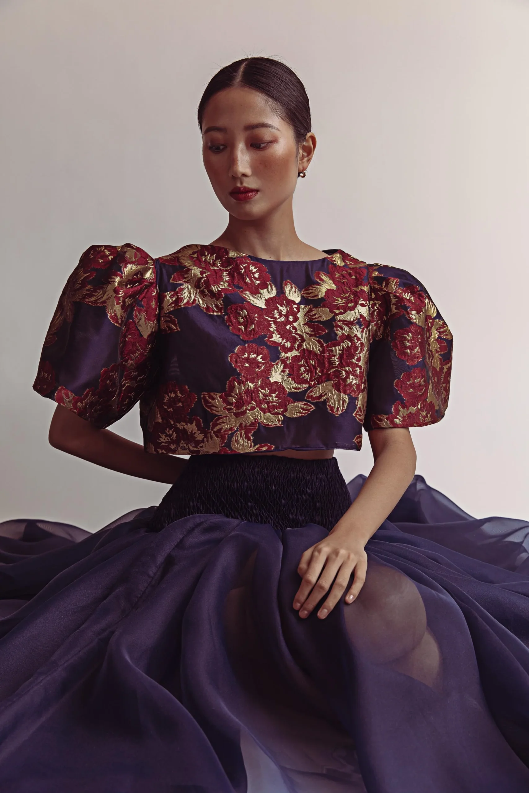 Muted Elegance: Vania Romoff’s Modern Filipina Holiday Looks this 2023